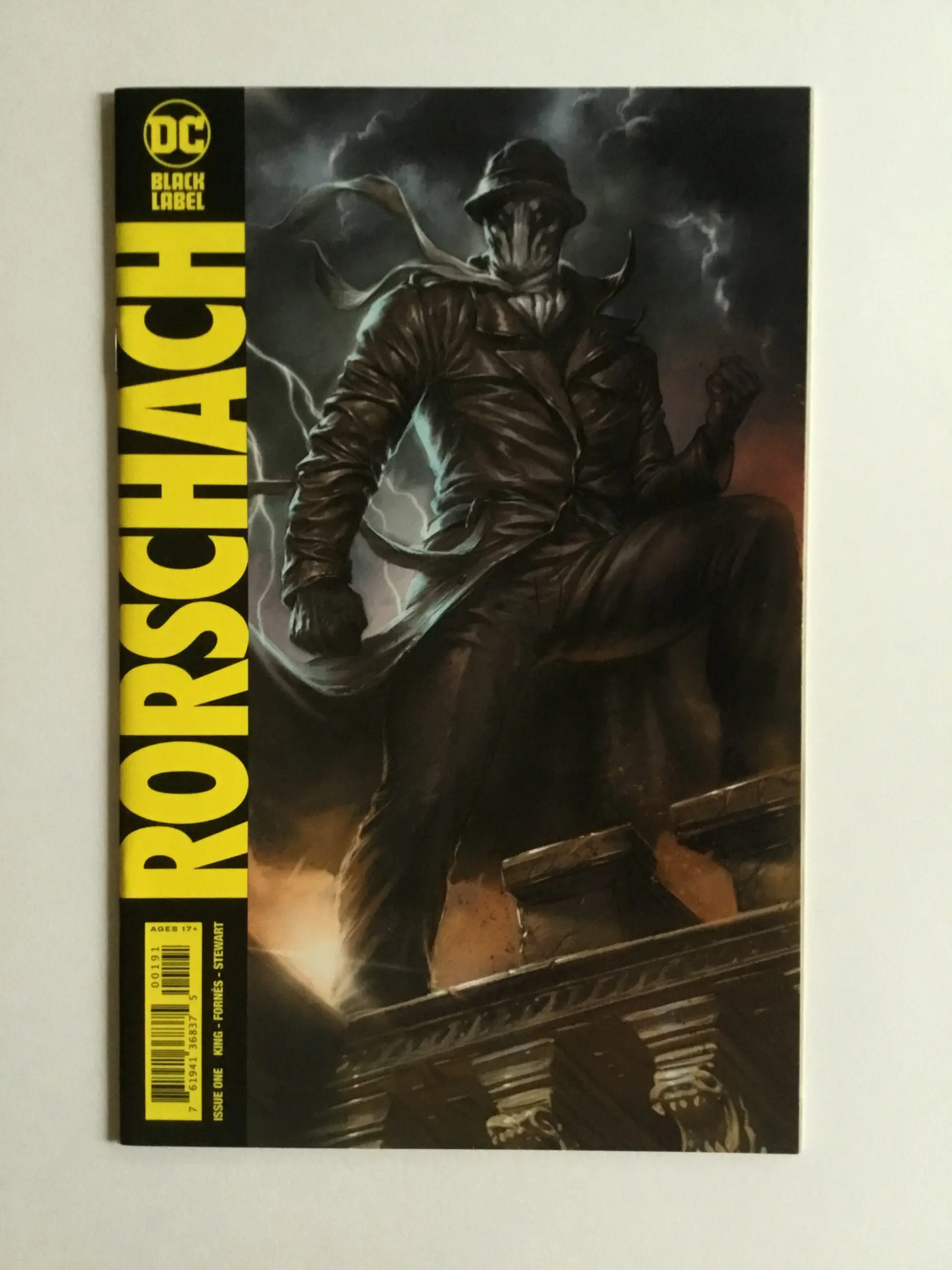 Rorschach #1 (Lucio Parrillo Variant Cover A)